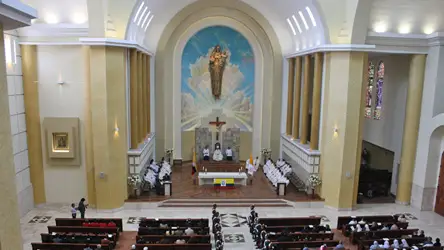 La Majestuosidad Catedral de Ambato Ecuador IMG