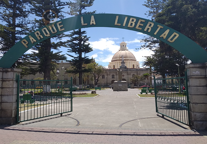 Parque La Libertad (Riobamba, Ecuador)